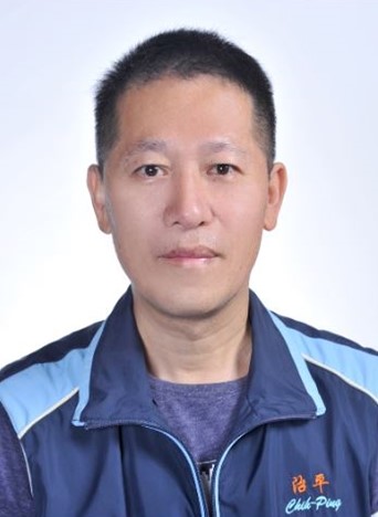 業雲潭老師