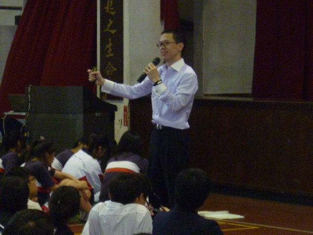 講師風采,開新視窗