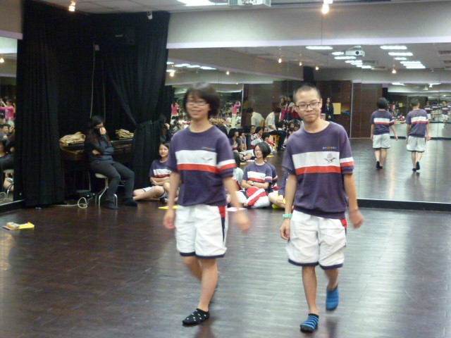 職群試探(時尚模特兒科),開新視窗