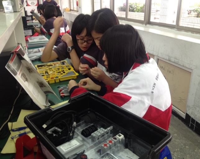 資訊科介紹及試探,開新視窗