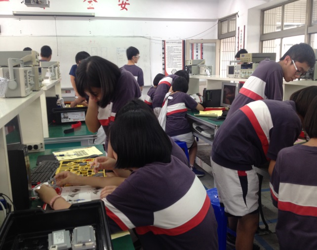 資訊科介紹及試探,開新視窗