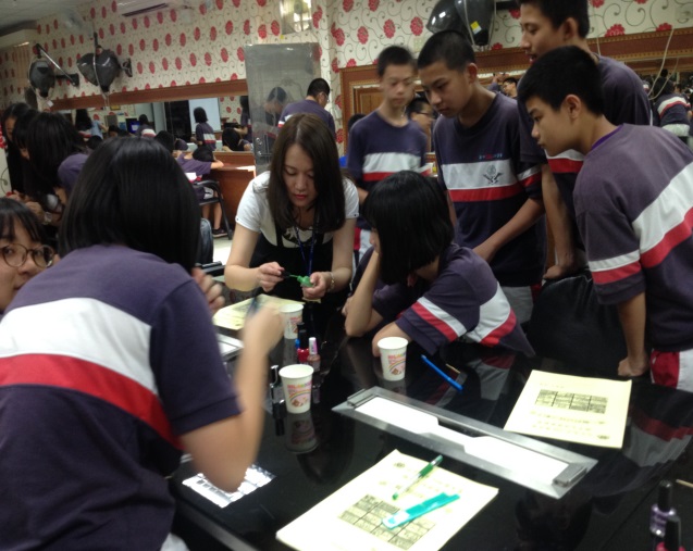 時尚造型科介紹及試探,開新視窗