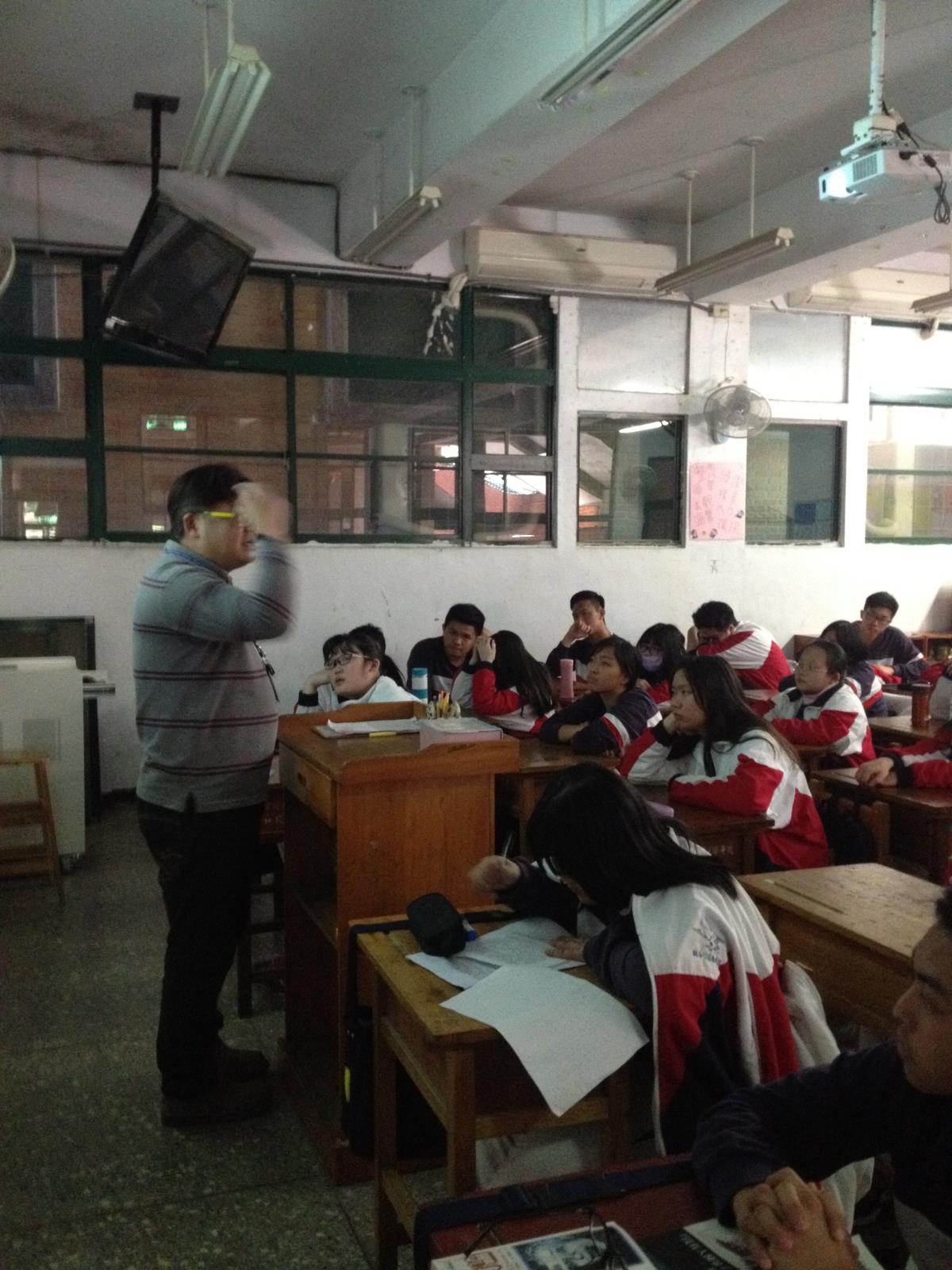 職業試探課程(資訊科),開新視窗