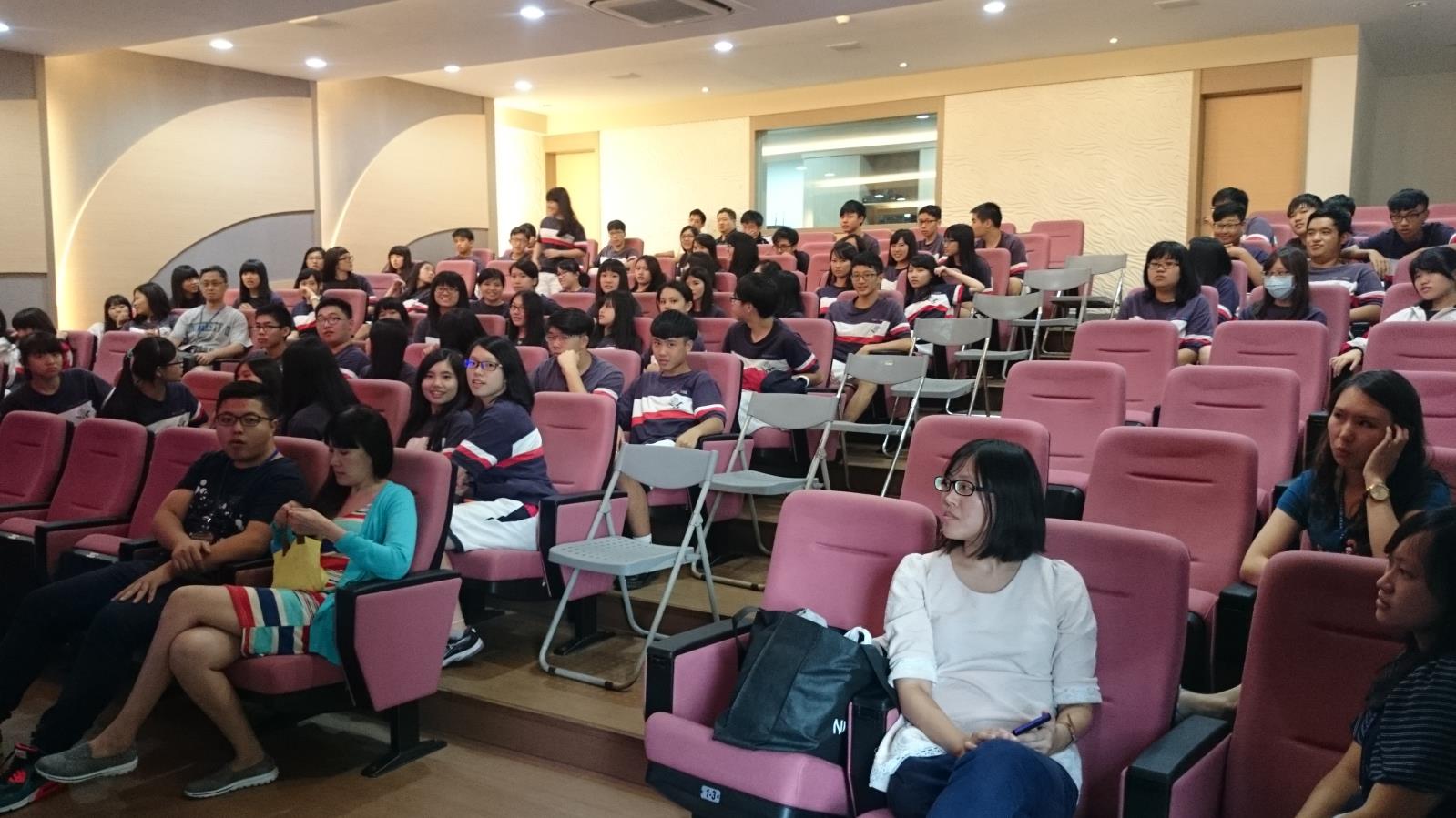 綜和高中選課說明會,開新視窗