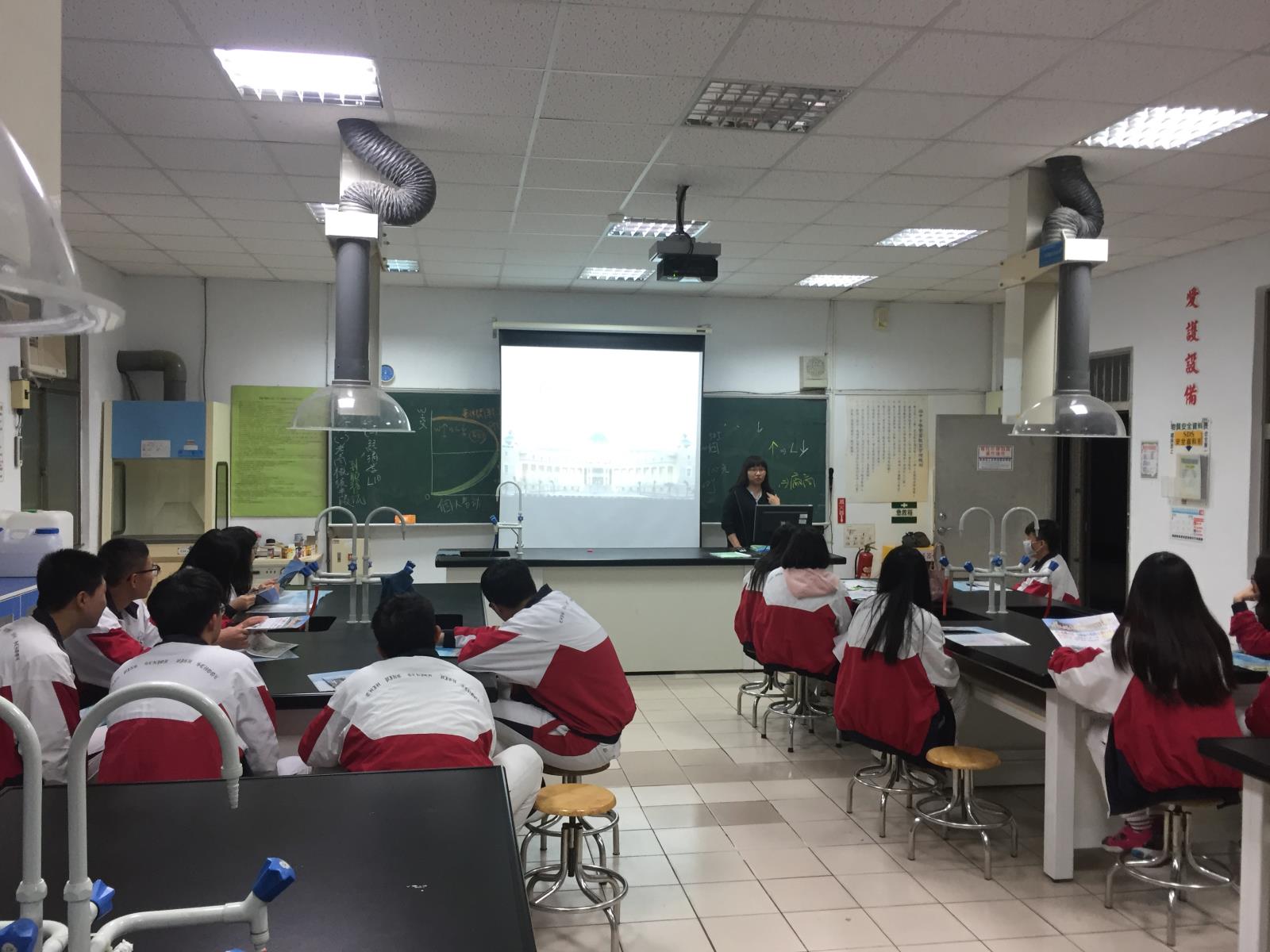 亞州大學宣導,開新視窗