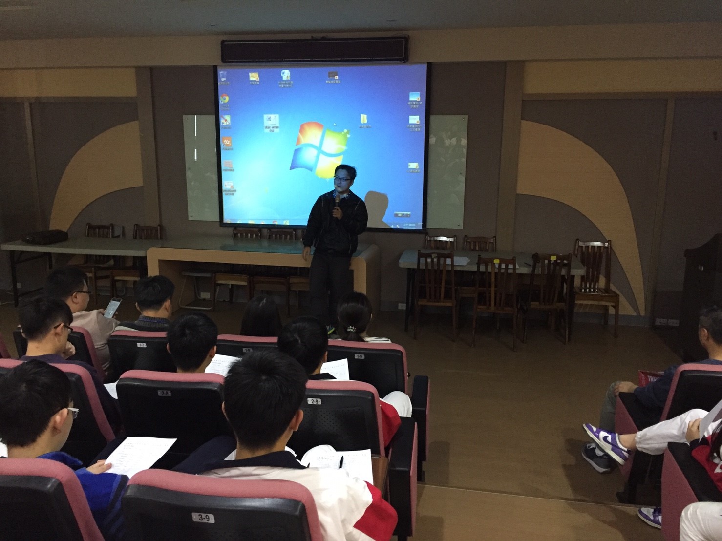 綜合高中選課說明會,開新視窗