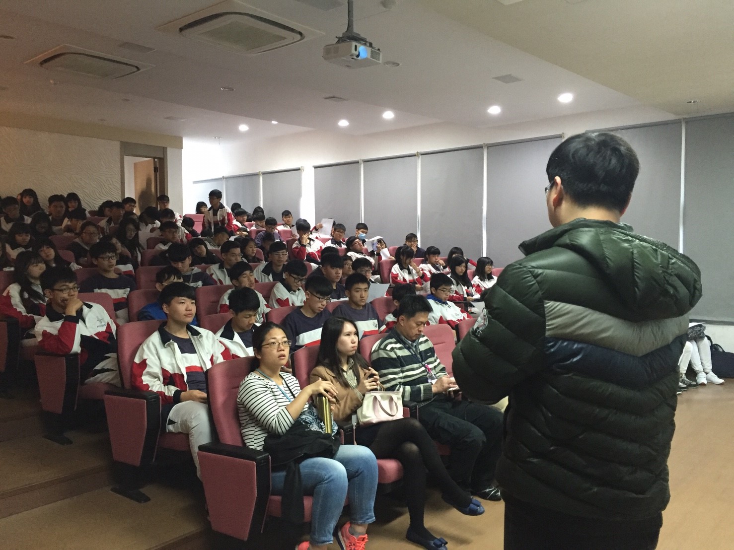 綜合高中選課說明會,開新視窗