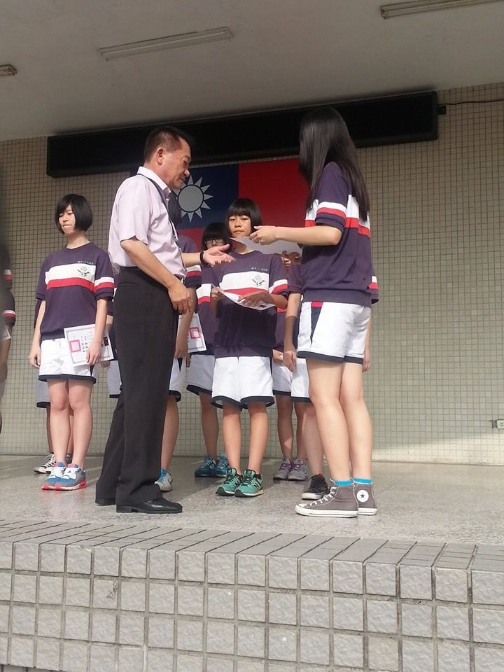 生涯檔案夾製作比賽活動照片,開新視窗