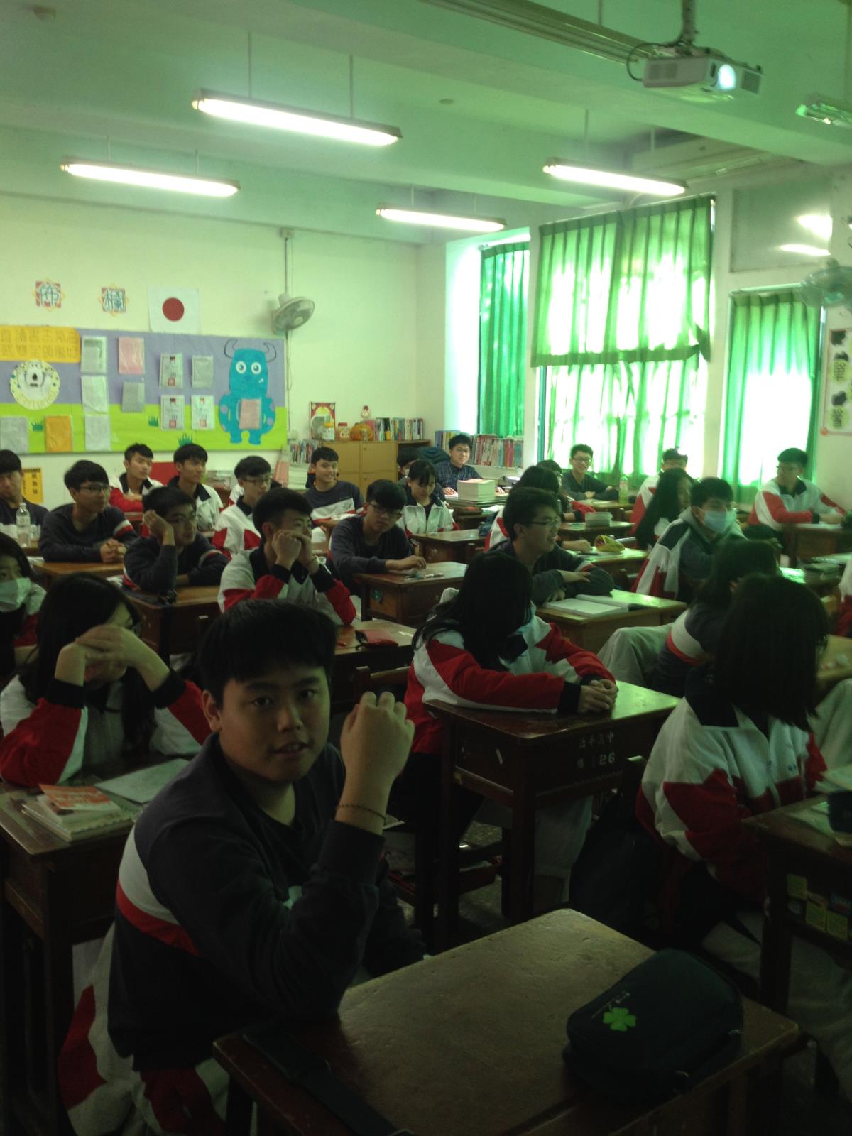 職業試探課程(外語科),開新視窗